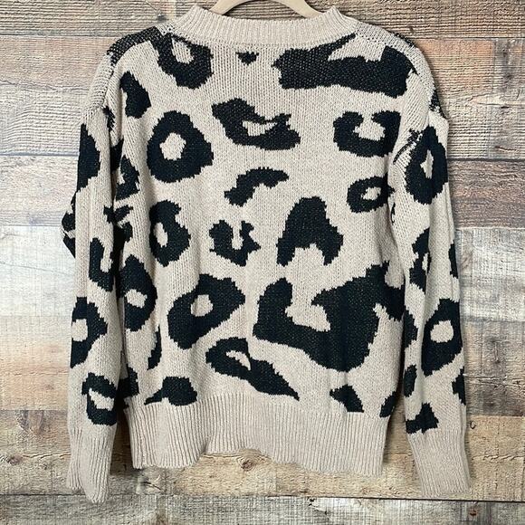 Hayden Los Angeles Tan Leopard Print Crew Neck Sweater Size Medium - Picture 6 of 8